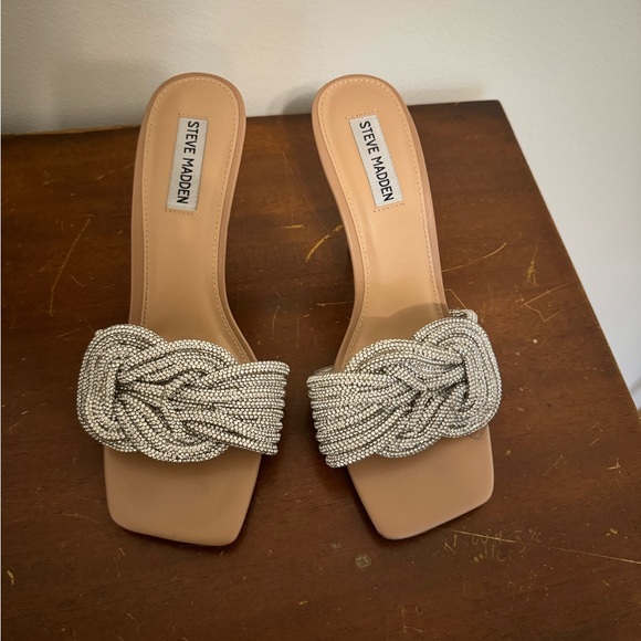 Steve Madden Applaud Sandal - Picture 4 of 8